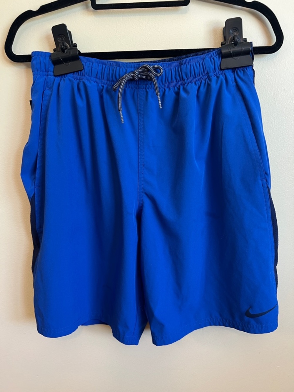 Nike Blue Athletic Training Shorts Men’s Medium Drawstring Pocket Activewear